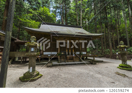 Ryuketsu Shrine worship hall Muro, Uda City, Nara Prefecture Ryuketsu Shrine worship hall Muro, Uda City, Nara Prefecture 120159274