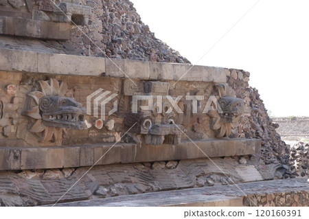 Teotihuacan remains in Mexico 120160391
