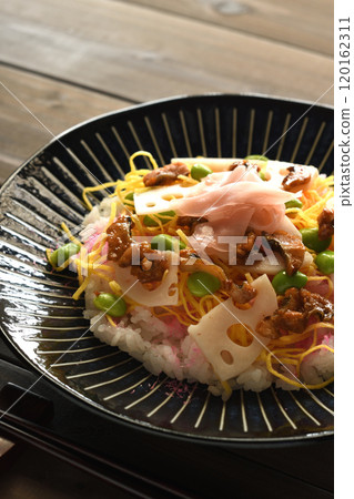 chirashi sushi chirashi sushi 120162311