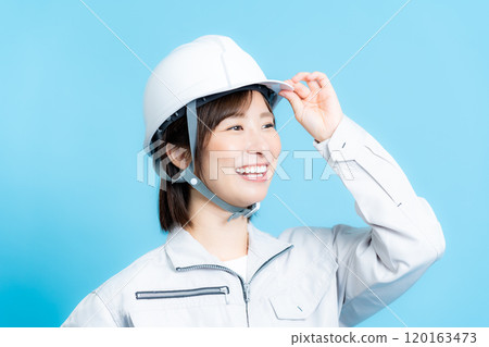 工作服的女職員 120163473