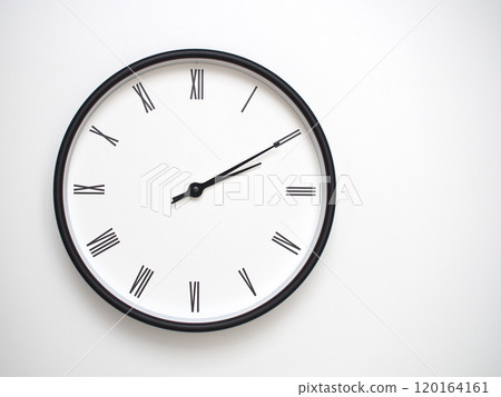 Clock Showing 14.10 or 02.10 with Roman Numerals. Simple Round Clock for Concepts of Time Management and Scheduling. 120164161