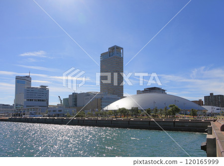 View of Anabuki Arena Kagawa (Kagawa Prefectural Arena), nearing completion at Sunport Takamatsu, from the Harbor Promenade View of Anabuki Arena Kagawa (Kagawa Prefectural Arena), nearing completion at Sunport Takamatsu, from the Harbor Promenade 120165999
