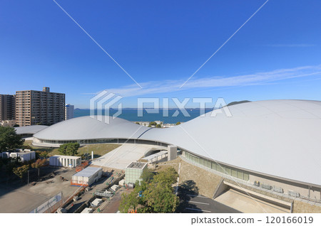Anabuki Arena Kagawa (Kagawa Prefectural Arena) nearing completion at Sunport Takamatsu 120166019