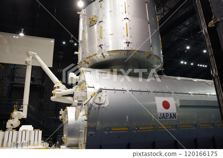 A life-size model of the International Space Station "Kibo" 120166175