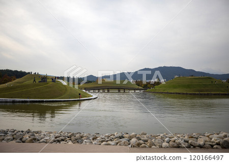 This is the beautiful view of Suncheon Bay Wetland, a beautiful tourist attraction in South Korea. 120166497
