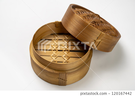 Chinese dim sum dumpling bamboo bowl basket isolated over white background 120167442