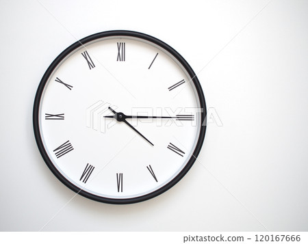 Clock Showing 16.15 or 04.15 with Roman Numerals. Simple Round Clock for Concepts of Time Management and Scheduling. Clock Showing 16.15 or 04.15 with Roman Numerals. Simple Round Clock for Concepts of Time Management and Scheduling. 120167666