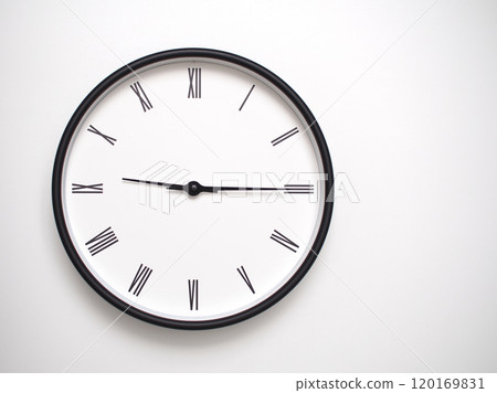 Clock Showing 21.15 or 09.15 with Roman Numerals. Simple Round Clock for Concepts of Time Management and Scheduling. Clock Showing 21.15 or 09.15 with Roman Numerals. Simple Round Clock for Concepts of Time Management and Scheduling. 120169831