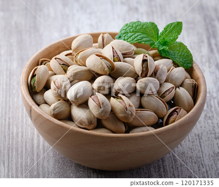 營養豐富的堅果皇后開心果（無釉帶殼） 120171335