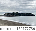 Shonan sea and surfers on a cloudy day 120172730