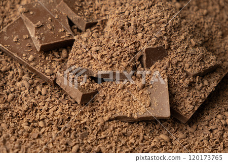 Natural organic vegan chocolate and chocolate chips 120173765