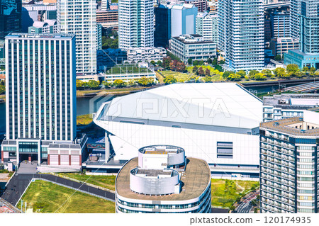 Yokohama cityscape in Japan, including the K Arena in Minato Mirai and the area around Shin-Takashima Station (13th) 120174935