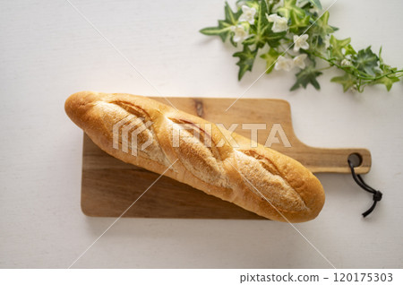 delicious french bread 120175303