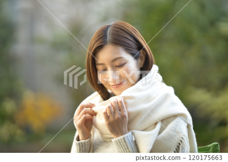Beauty for women in their 40s Beauty for women in their 40s 120175663