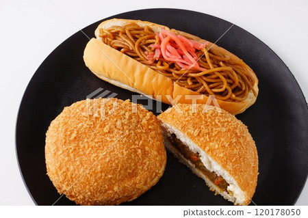 Prepared bread, cooked bread 120178050