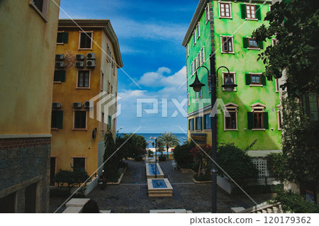 European-style streetscape European-style streetscape 120179362