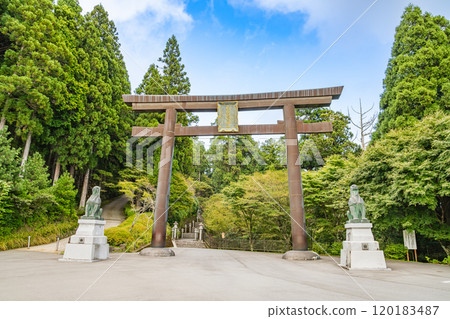 濱松市（靜岡縣）秋葉原本宮秋葉神社上社鳥居的風景 120183487