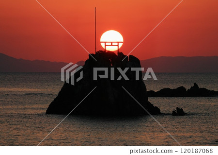 Torii gate and sunset: A mystical moment at Ushinohama Torii gate and sunset: A mystical moment at Ushinohama 120187068