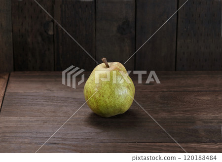 La France pears, shipped directly from Yamagata 120188484