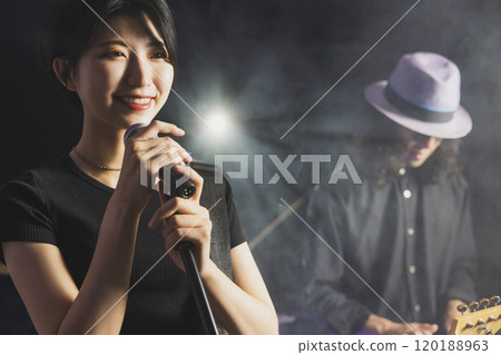 Band Live 120188963