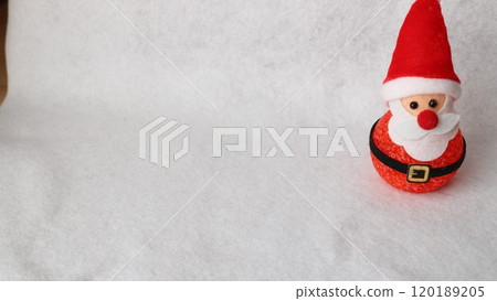 Red hat santa claus blank christmas background material space Red hat santa claus blank christmas background material space 120189205