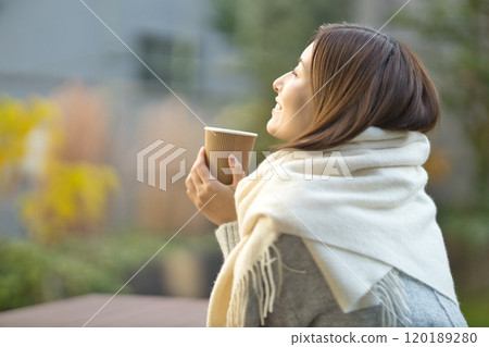 Beauty for women in their 40s Beauty for women in their 40s 120189280