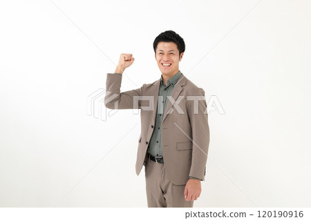 A man who plays guts A man who plays guts 120190916