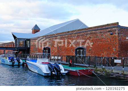 北海道函館磚倉庫 120192275