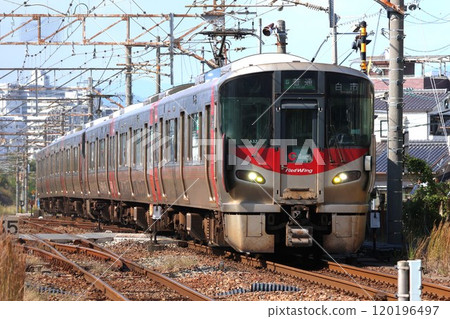 [JR West] 227 Series 0-Red Wing (Sanyo Main Line: Kaitaichi Station) 120196497