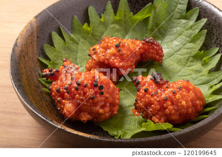 Grilled Sujiko (Coho Salmon Roe) 120199645