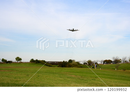 A Self-Defense Force aircraft passing over Yamato Yutori Forest A Self-Defense Force aircraft passing over Yamato Yutori Forest 120199932