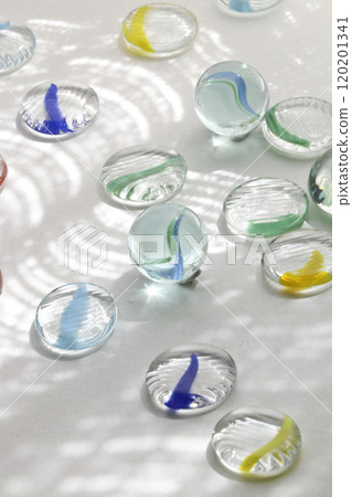 大理石和硬幣的材質圖像，給人耳目一新的感覺 120201341