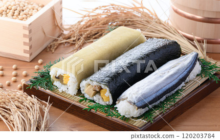 鄉村壽司3件組（紫菜捲、海帶捲、秋刀魚壽司） 鄉土料理 和歌山縣那智勝浦町 120203784