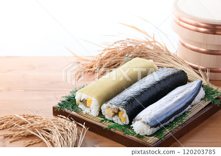 鄉村壽司3件組(紫菜捲、海帶捲、秋刀魚壽司) 鄉土料理 和歌山縣那智勝浦町 鄉村壽司3件組(紫菜捲、海帶捲、秋刀魚壽司) 鄉土料理 和歌山縣那智勝浦町 120203785