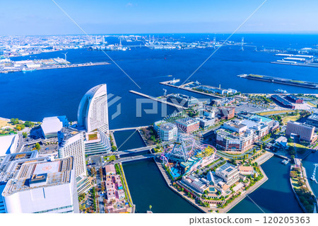 Yokohama cityscape in Japan, overlooking articulated buses and the Minato Mirai district (13th) 120205363