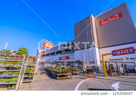 Yokohama cityscape in Japan - Tokyu Railway, Eda Station, overlooking the home improvement center near the east exit = 12th 120208087