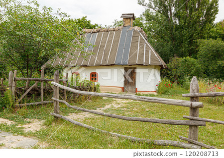 Ancient houses in the Ukrainian style, Ukrainian village, Pirogovo 120208713