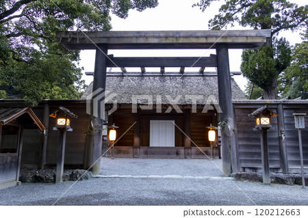 Ise Jingu Shrine 120212663