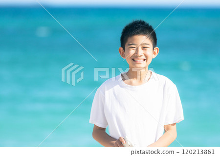 Okinawa image (smiling local boy) 120213861