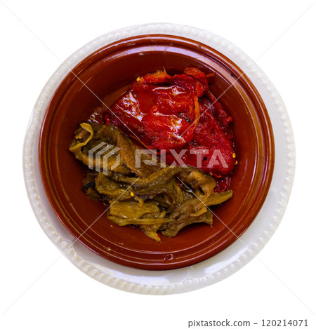 Festive and everyday vegetable dish of Catalan cuisine is escalibada 120214071