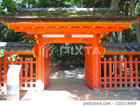 The grounds of Sumiyoshi Shrine in Fukuoka City The grounds of Sumiyoshi Shrine in Fukuoka City 120214866