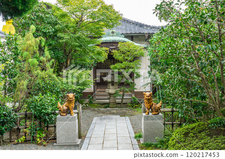 魚王山東寶寺(臨濟宗)本堂靜岡縣沼津市淺間町 魚王山東寶寺(臨濟宗)本堂靜岡縣沼津市淺間町 120217453