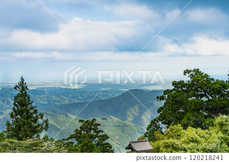 The view from Akihayama Hongu Akiha Shrine Kamisha in Hamamatsu City (Shizuoka Prefecture) 120218241