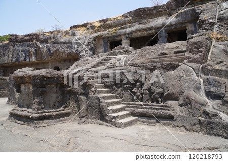 印度世界遺產埃洛拉洞穴 120218793