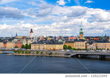 從瑞典一座山上看到的斯德哥爾摩城市景觀 120221045