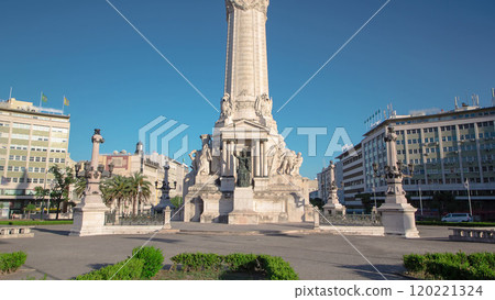 The Marquess of Pombal Square which is an important roundabout in the center of Lisbon timelapse hyperlapse The Marquess of Pombal Square which is an important roundabout in the center of Lisbon timelapse hyperlapse 120221324