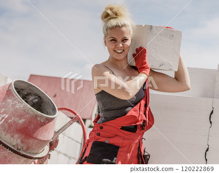 Woman working with airbricks 120222869