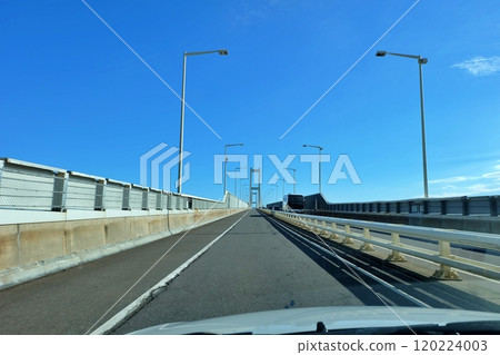 Scenery of the Shiratori Bridge 120224003