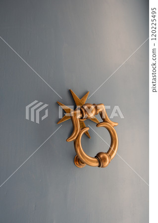 Beautiful door knocker with maltesse cross. Malta 120225495