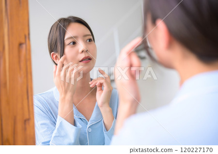 女性肖像 120227170